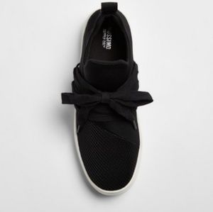 NWT Sz 11 Cool slip on shoes by Mossimo